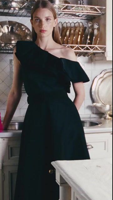 Carolina Herrera | Official Website