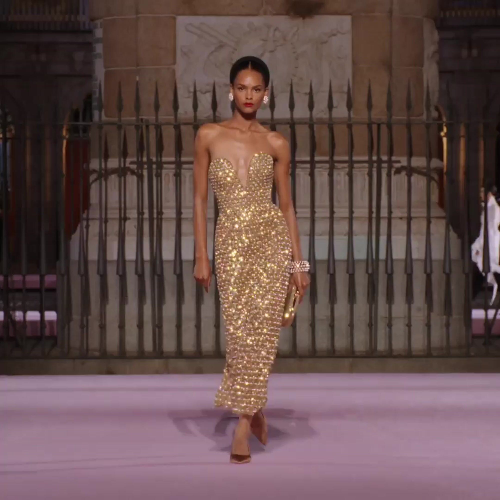 Gold Embellished Deep V-Neck Dress | Carolina Herrera BR